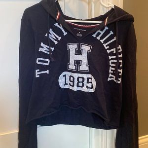 Tommy Hilfiger womens sweater